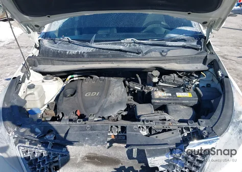 2015 Kia Sportage Lx z USA, uszkodzony, nr VIN KNDPBCAC2F7756626